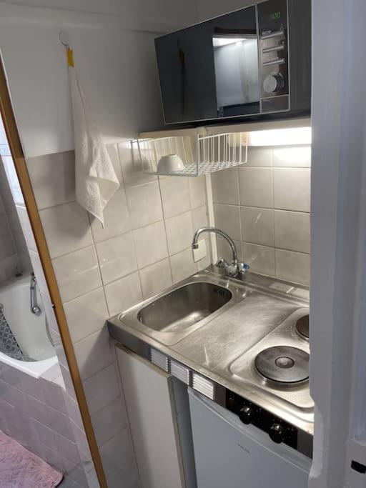Vavin Luxembourg Garden Apartment Paris Bagian luar foto