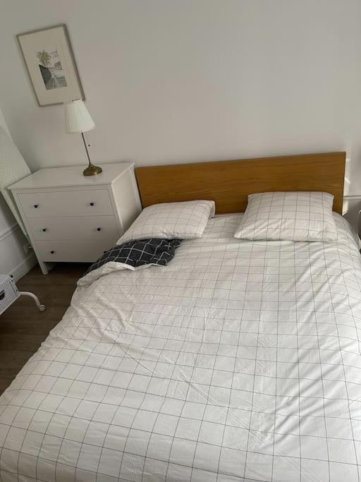 Vavin Luxembourg Garden Apartment Paris Bagian luar foto